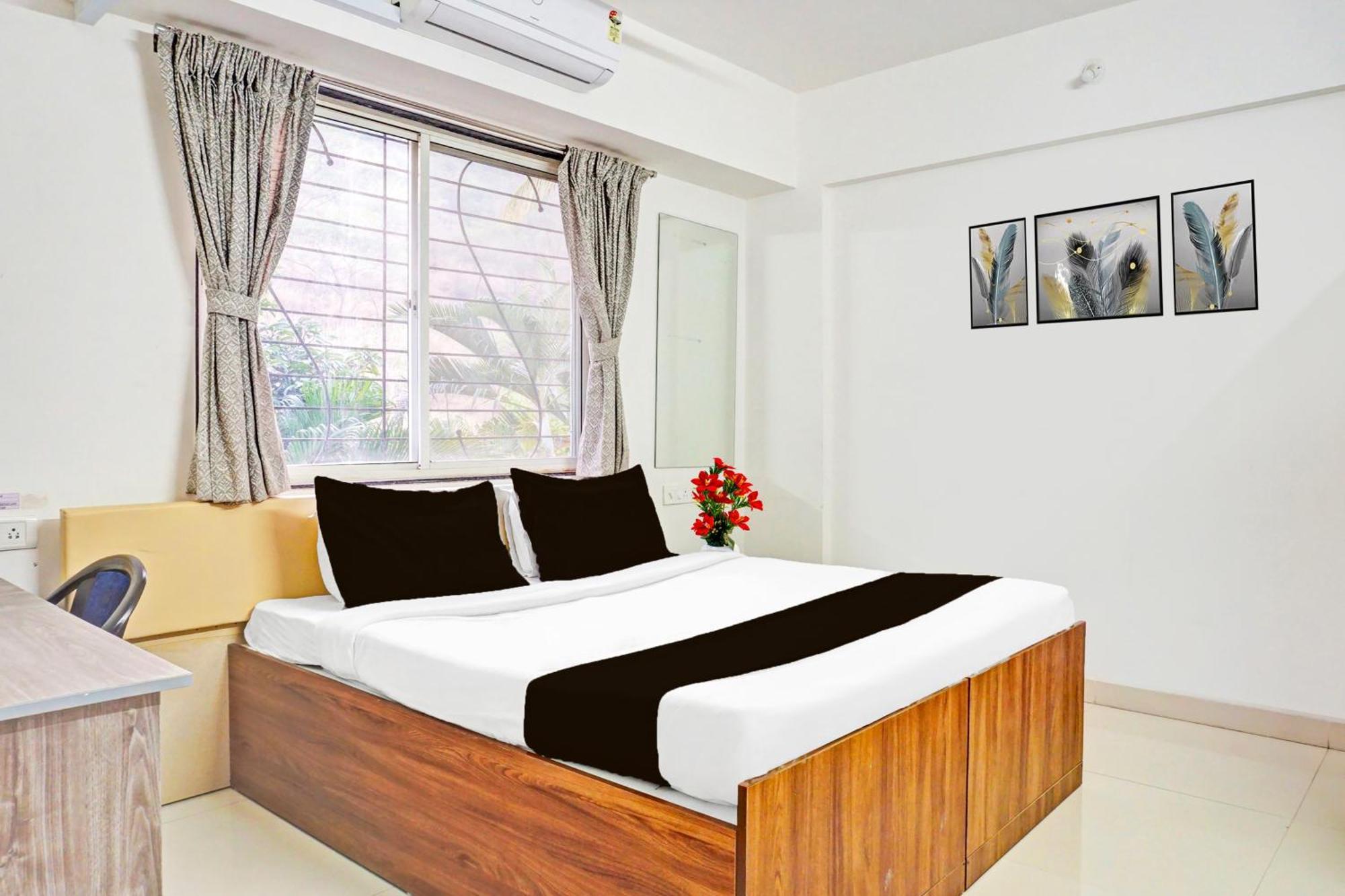 Super Collection O Baner Formerly Seven Hills Dapuri ภายนอก รูปภาพ